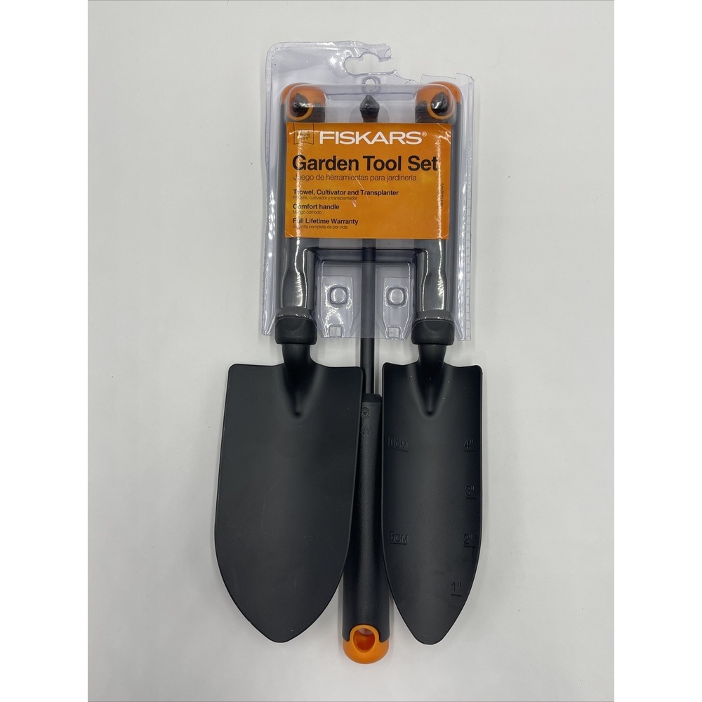 Fiskars Gardening 3 Piece Tools Set.  Sturdy Steel, Rust resistant Strong #008